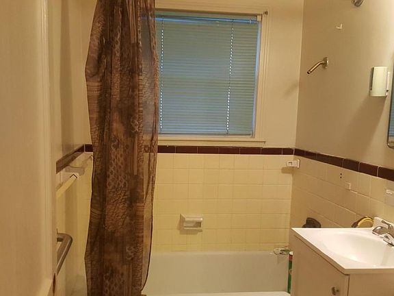 5th image of 6317 Walrond Ave