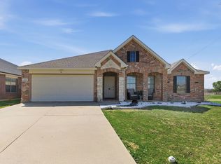 9469 Fox Hill Dr, Fort Worth, TX 76131