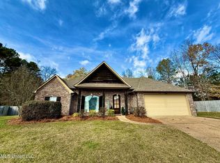 154 Beechwood Cir, Pearl, MS 39208