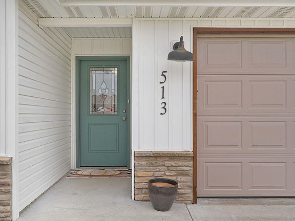 4th image of 513 Mark Street
