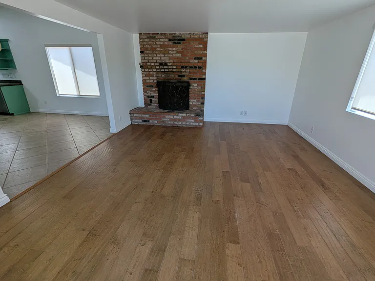 817 Hickory Ct — Photo 6