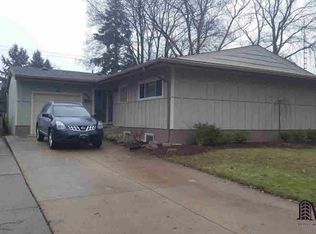 815 Waterloo Ave, Monroe, MI 48161