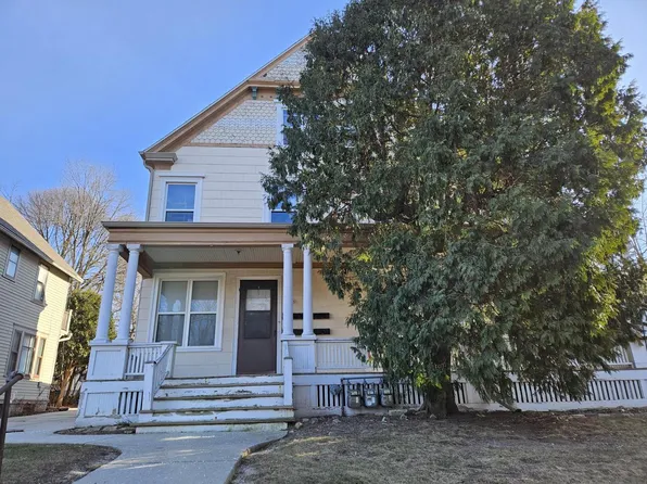 1218 Glenview AVENUE, Wauwatosa, WI 53213