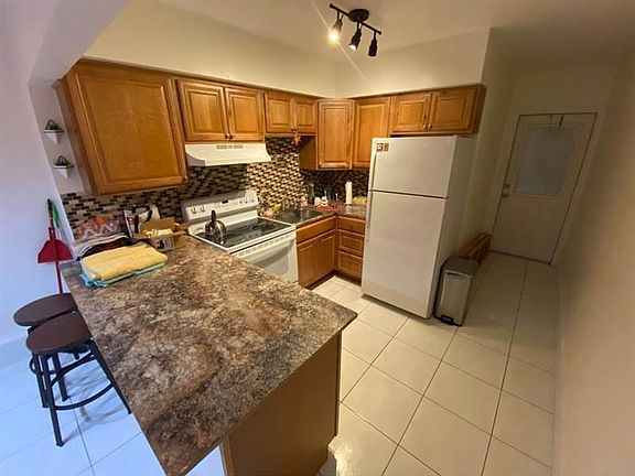4th image of 3850 NE 21st Way APT 53
