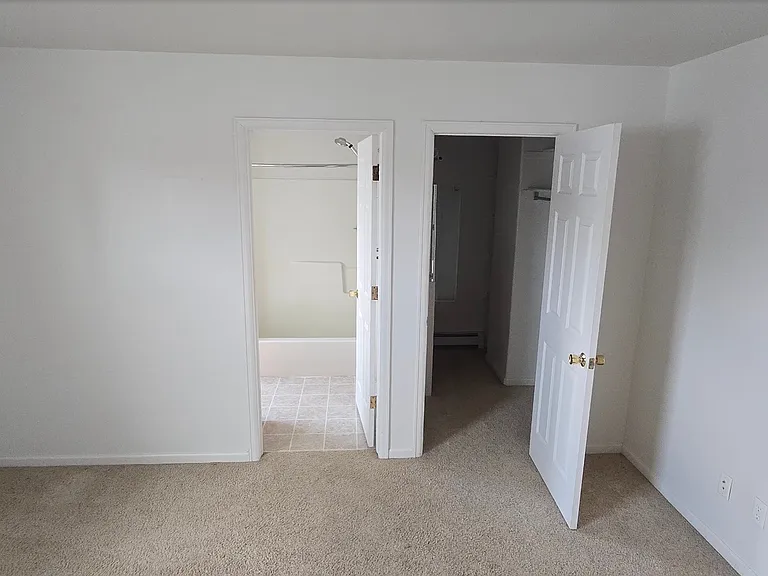 2823 Village Park Dr — Photo 15