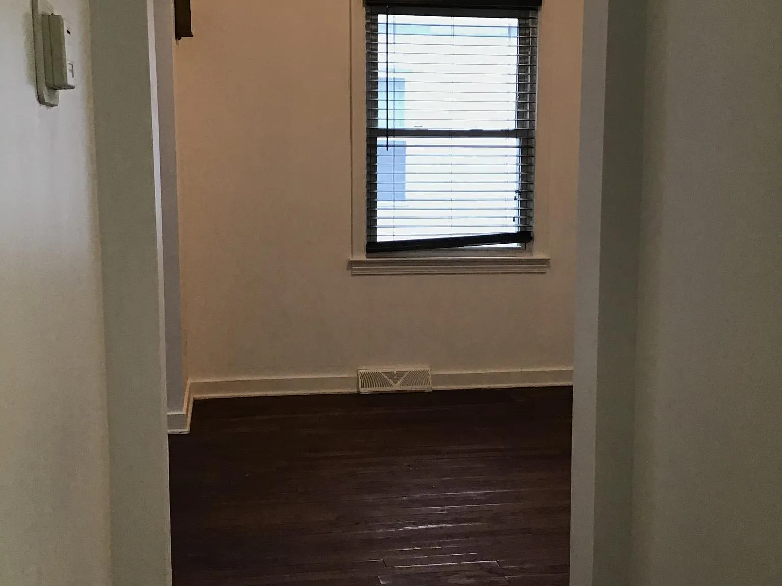 1417 Lincoln Dr — Photo 3