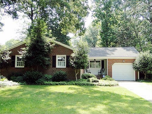 1st image of 135 Edmond Dr