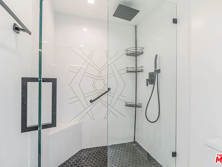 10501 Wilshire Blvd #1812 — Photo 10