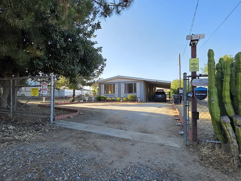 18950 Woodcrest Ln — Photo 14