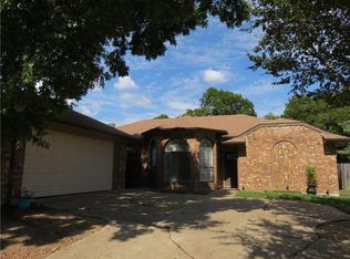 6218 Azalea Dr, Rowlett, TX 75089