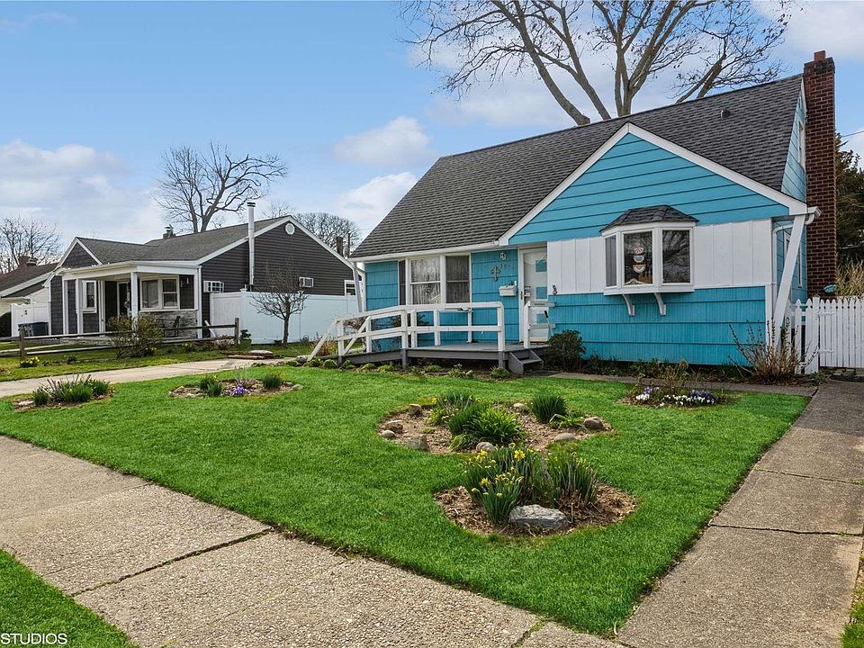 1st image of 3974 Maplewood Drive