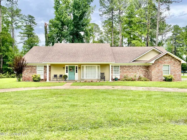 302 Mulberry Ln, Quitman, MS 39355