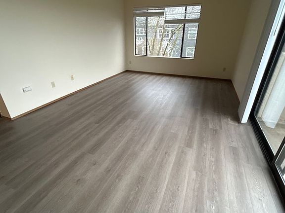 2nd image of 5505 15th Ave NE APT 204