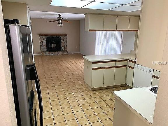 3rd image of 619 Still Meadows Cir N