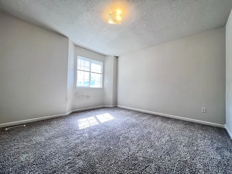 3016 W Madison Ave — Photo 11