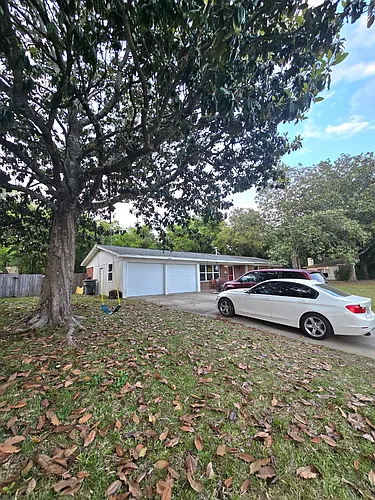 229 Bayou Woods Dr Photo 1