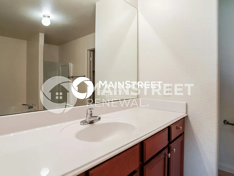WM - Main Bathroom