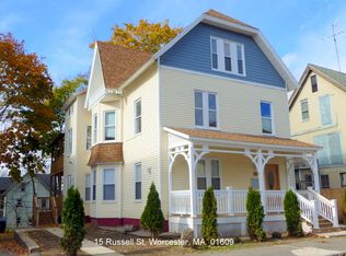 15 Russell St APT 3, Worcester, MA 01609