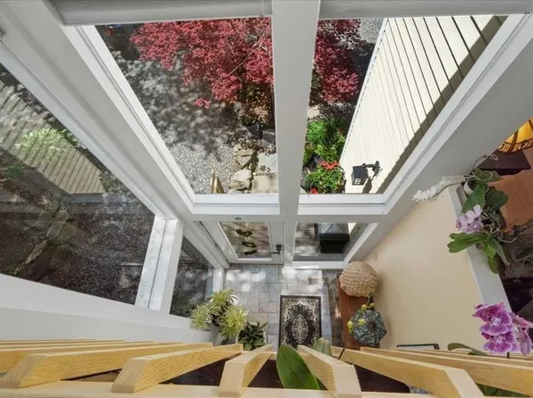 8 Deer Path Unit 8, Hudson, MA 01749
