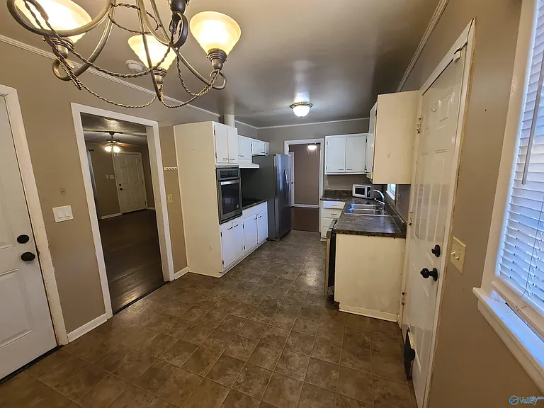 3606 Crestmore Ave NW — Photo 11