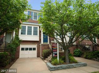 7062 Gatton Sq, Alexandria, VA 22315