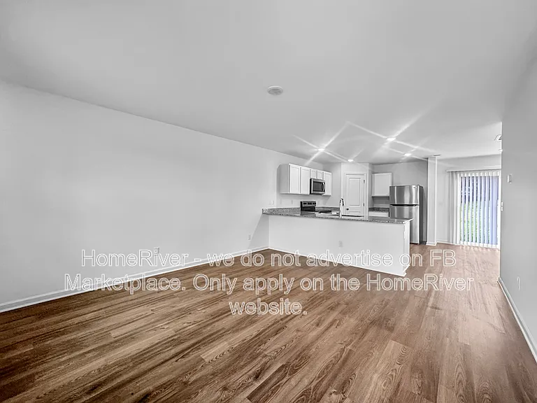 119 Pine Needle Dr — Photo 4