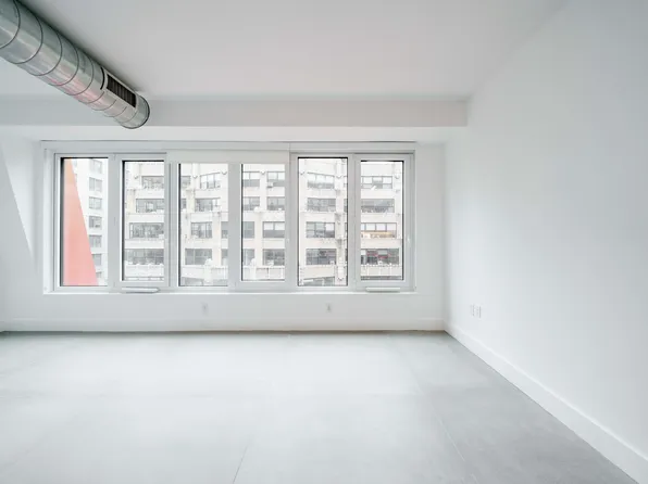 339 West 38th Street image 1 of 8