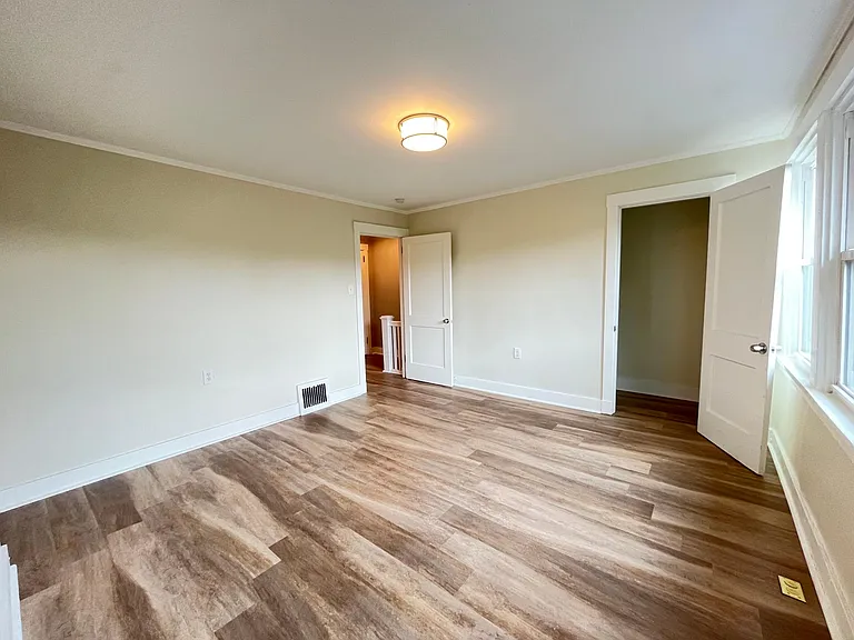 149 Race St — Photo 26