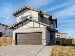 16 E Trinity St, Lacombe, AB T4L0K9