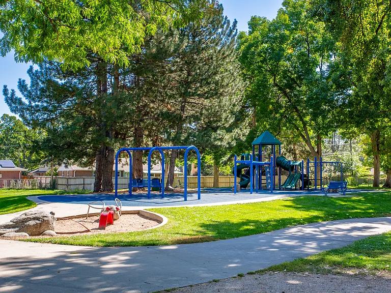 11440 W 66th Pl — Photo 39