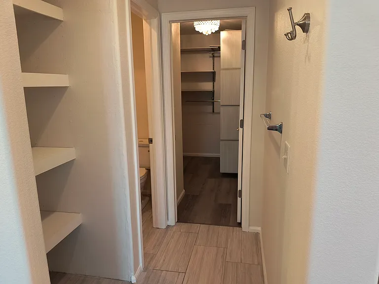 8385 Stonybridge Cir — Photo 14