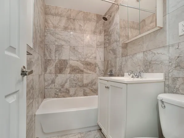 334 West 47th Street image 7 of 7