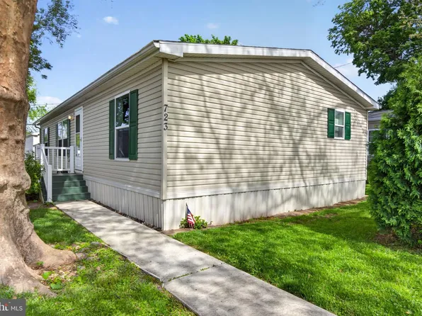 723 Sherry Ln, Lancaster, PA 17601