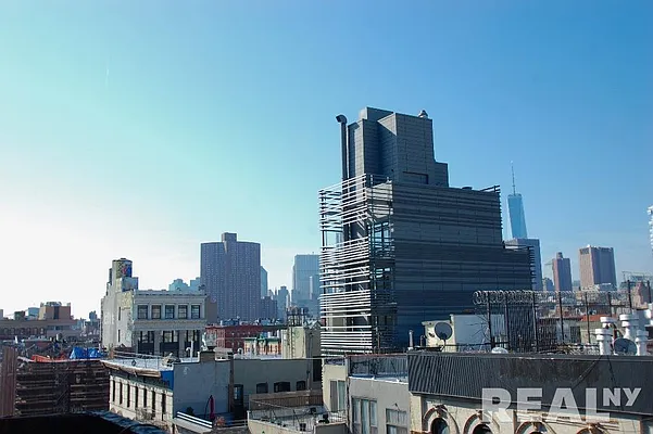 Rented by REAL New York | media 14