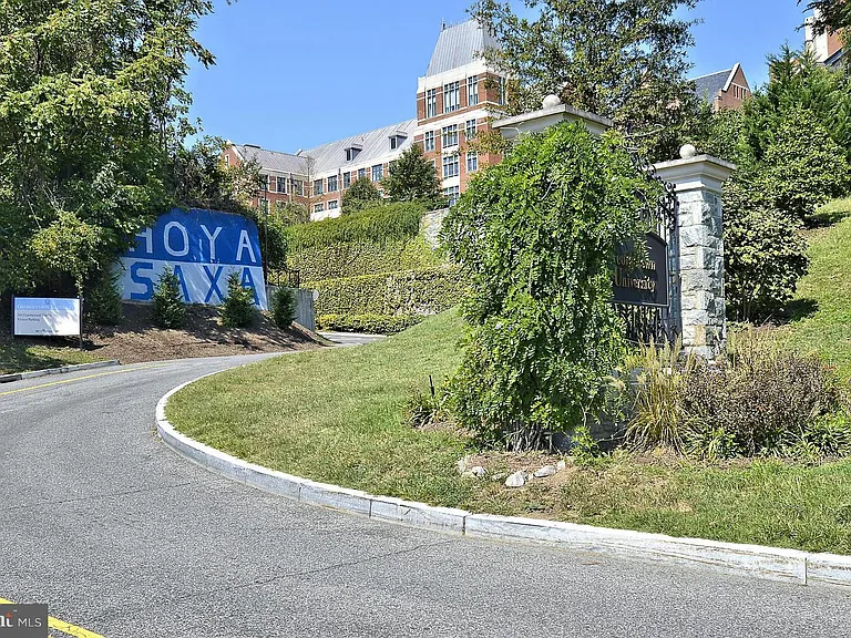 2401 Washington Cir NW #H-803 — Photo 42