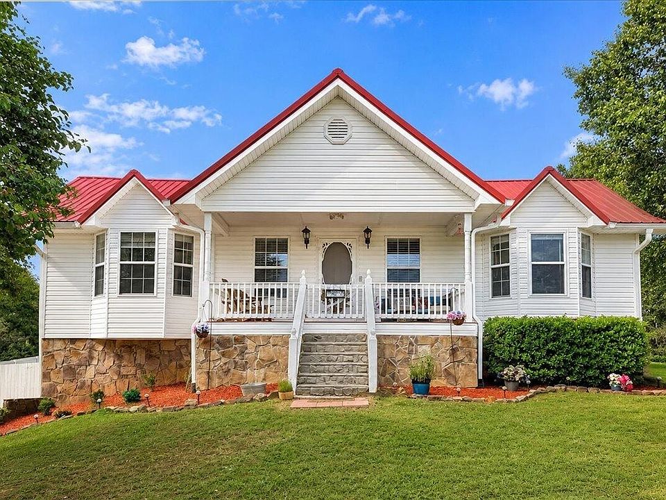 1st image of 894 Crosby Ln