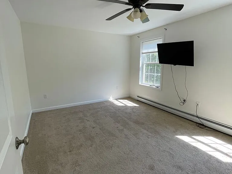 7 Browns Freehold — Photo 36
