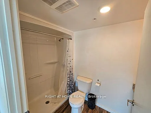 275B Larch St #107 — Photo 20