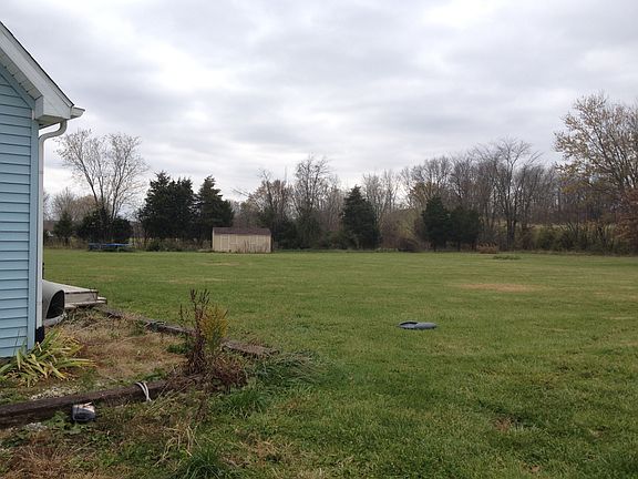 2nd image of 1411 W Antioch Ln