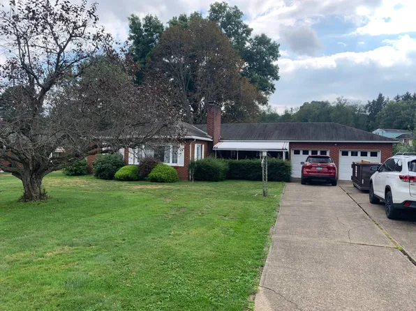 243 S Gosser Hill Rd, Leechburg, PA 15656