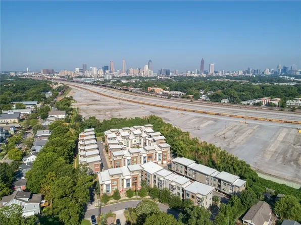 53 Moda Ln, Atlanta, GA 30316