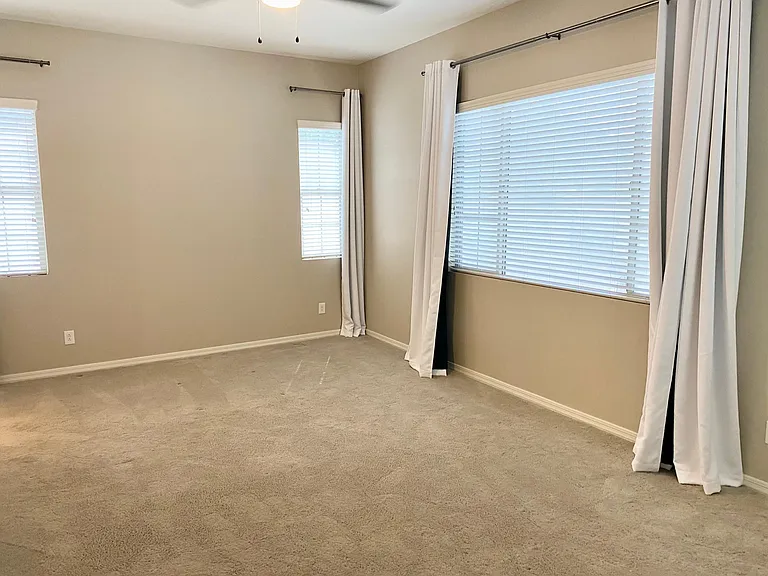 3047 E Austin Dr — Photo 12