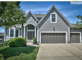 25298 W 150th Ter, Olathe, KS 66061