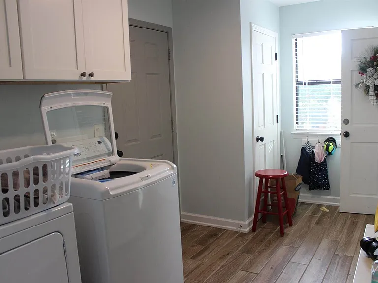 334 Jamaica Way — Photo 21