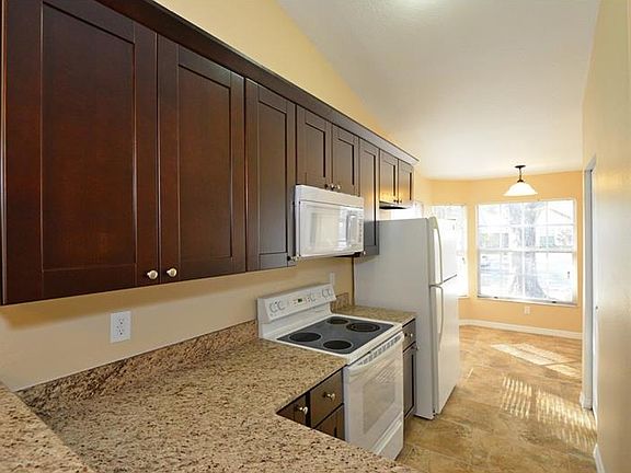 3rd image of 7615 Lemonwood Ct