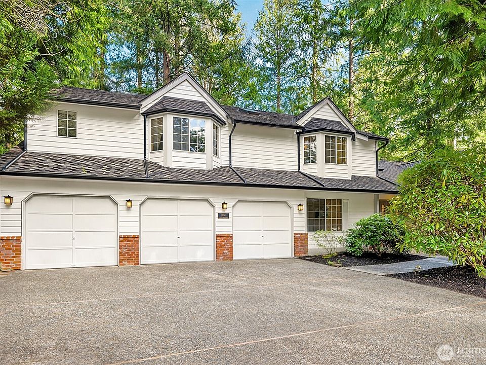 1st image of 2048 213th Avenue NE