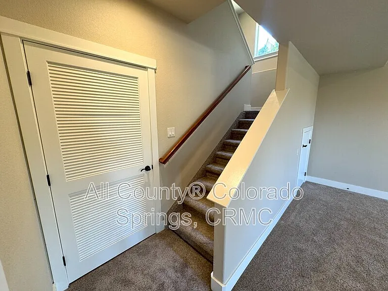866 Redemption Point — Photo 37
