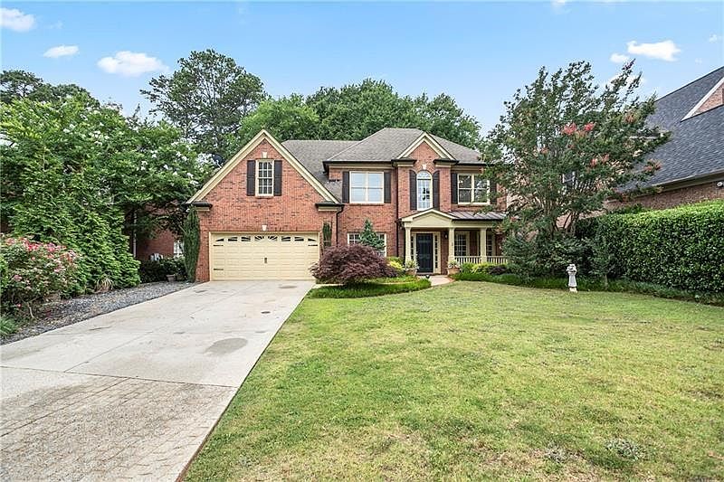 1st image of 1902 New Haven Ct SE