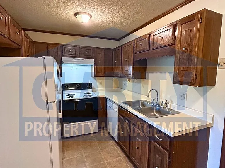 1910 Ohio Ave NW — Photo 6