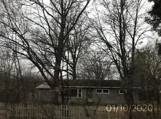 1698 Grove Ave, Benton Harbor, MI 49022